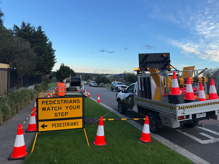 Traffic management crew supporting roadside works